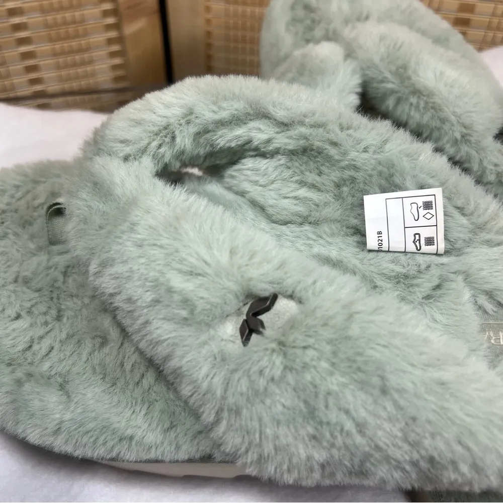 Koolaburra by Ugg Women’s Furr-ee Flip-flops, Size: 10 - Image 8