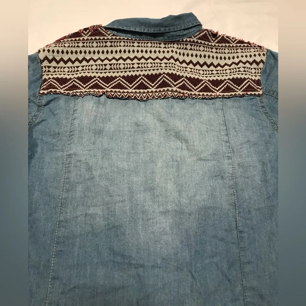 INSO Women’s Long Sleeve Button Down Denim Boho Shirt Size M Size M - Image 8