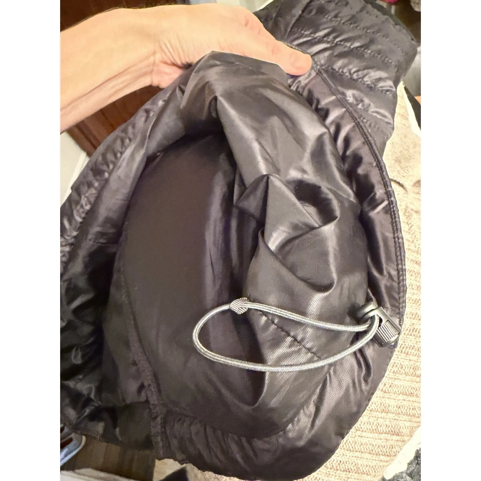 Patagonia Women's Nano Puff Vest Sz M Black With Logo NEW - Image 6