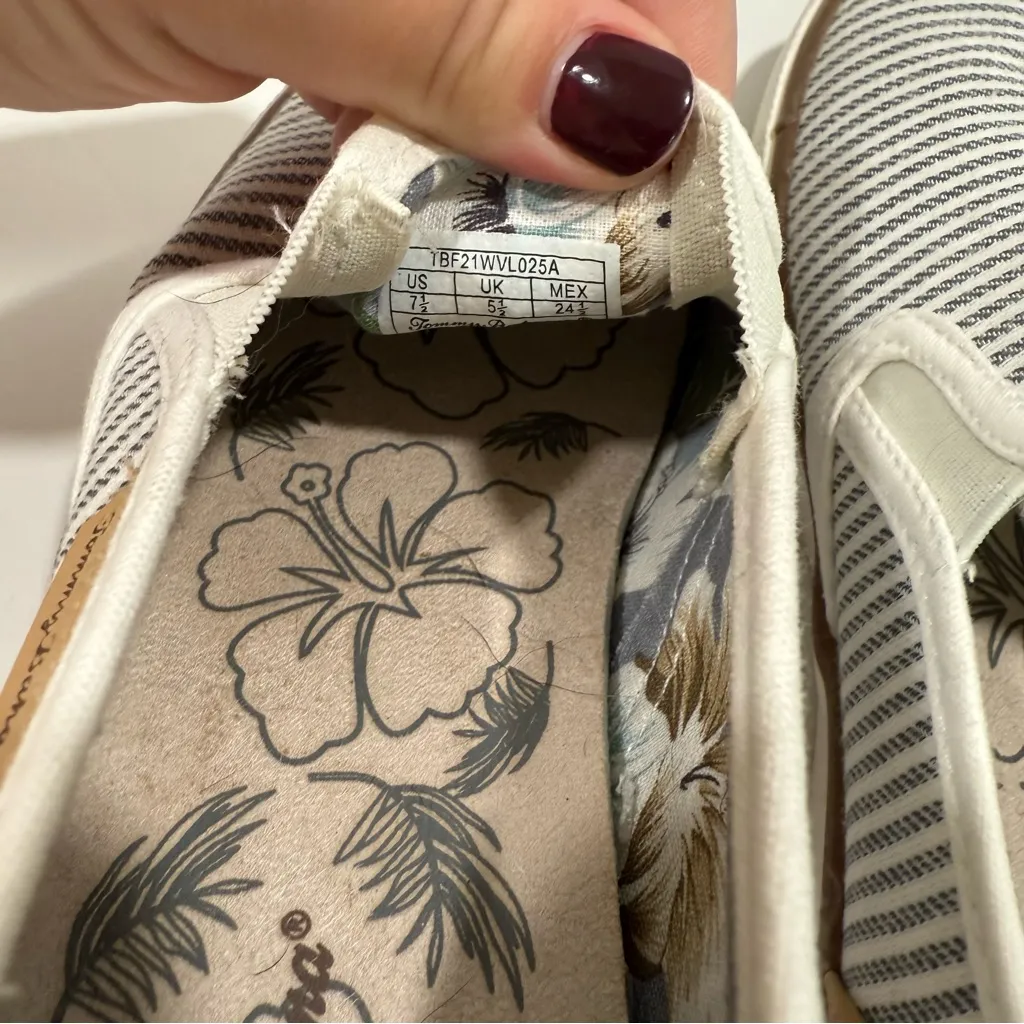 Tommy Bahama Slip On Sneakers Striped Casual Shoes Comfort Loafers Women's 7.5 - Image 7