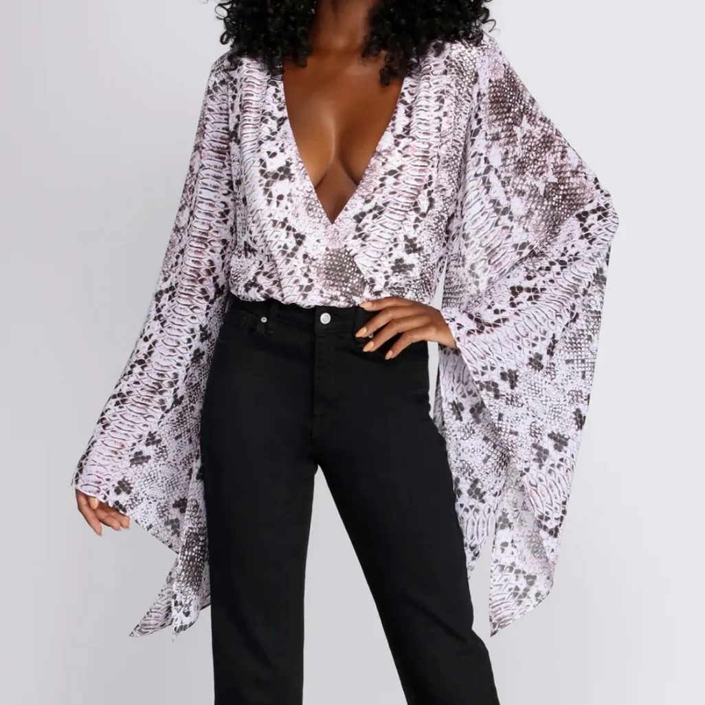Symphony+ snakeskin sz 3XL The Drama Bell Sleeve deep v-neck Bodysuit snaps nwt - Image 2