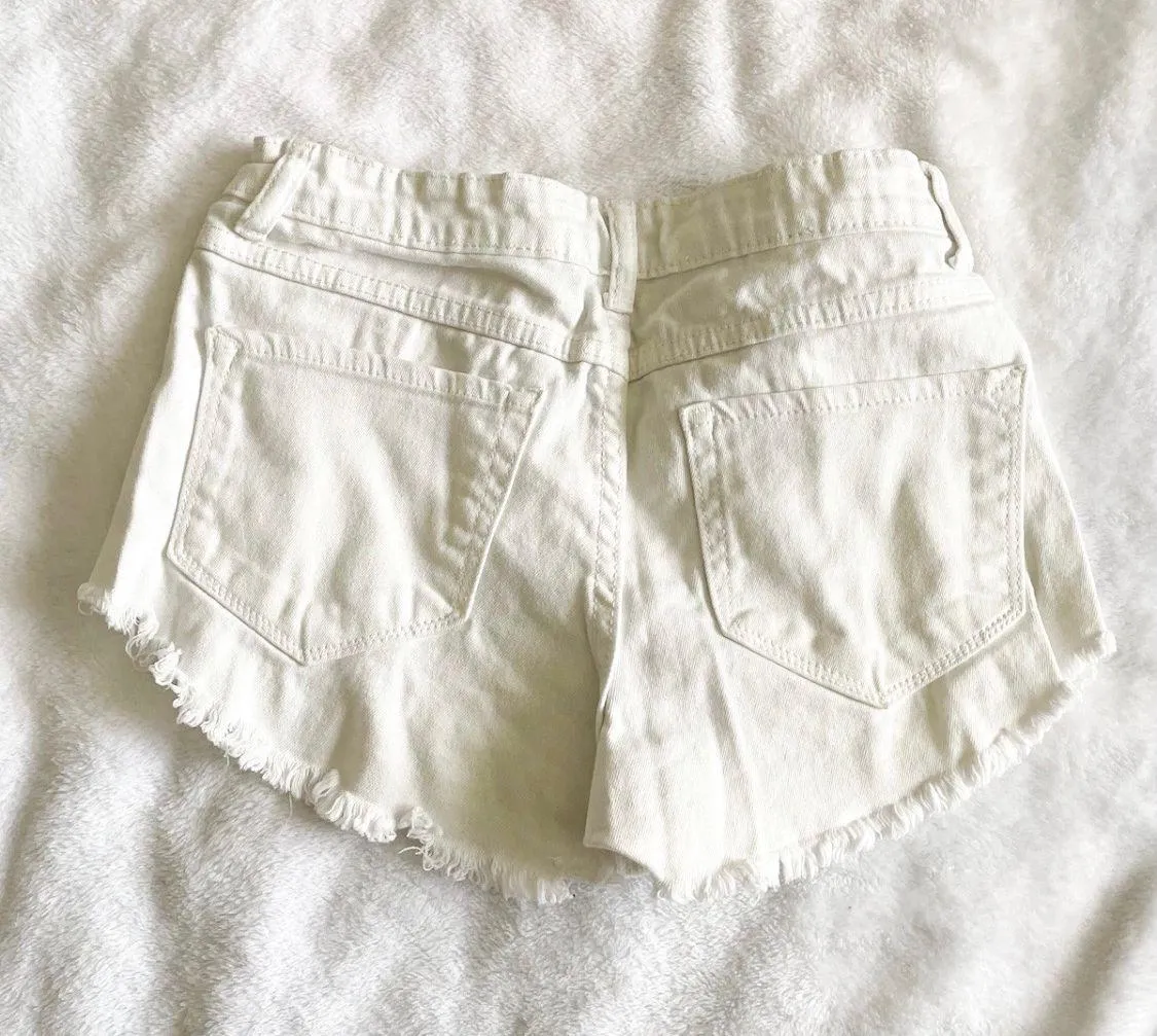 White Shorts - Image 2