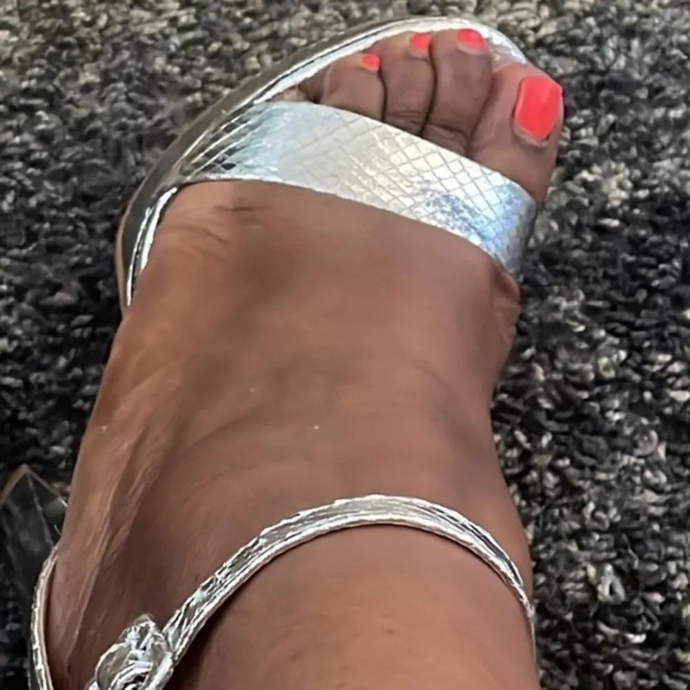 ASOS DESIGN  Nutshell platform barely there heels in silver snake Sz 9 - Image 5