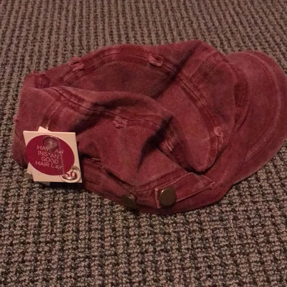 Fitted ball cap from So by Kohls - Image 2