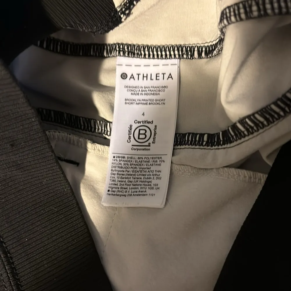 Brooklyn Midrise Short Sz 4 Printed Black Zip Pockets Running Athleisure - Image 6