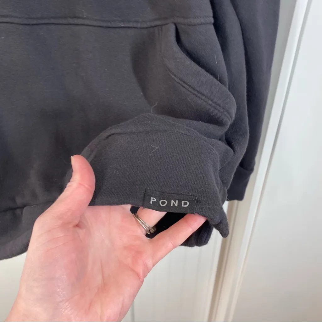 Pond Los Angeles Essential Hoodie Black size small airplane airport travel sleep - Image 3