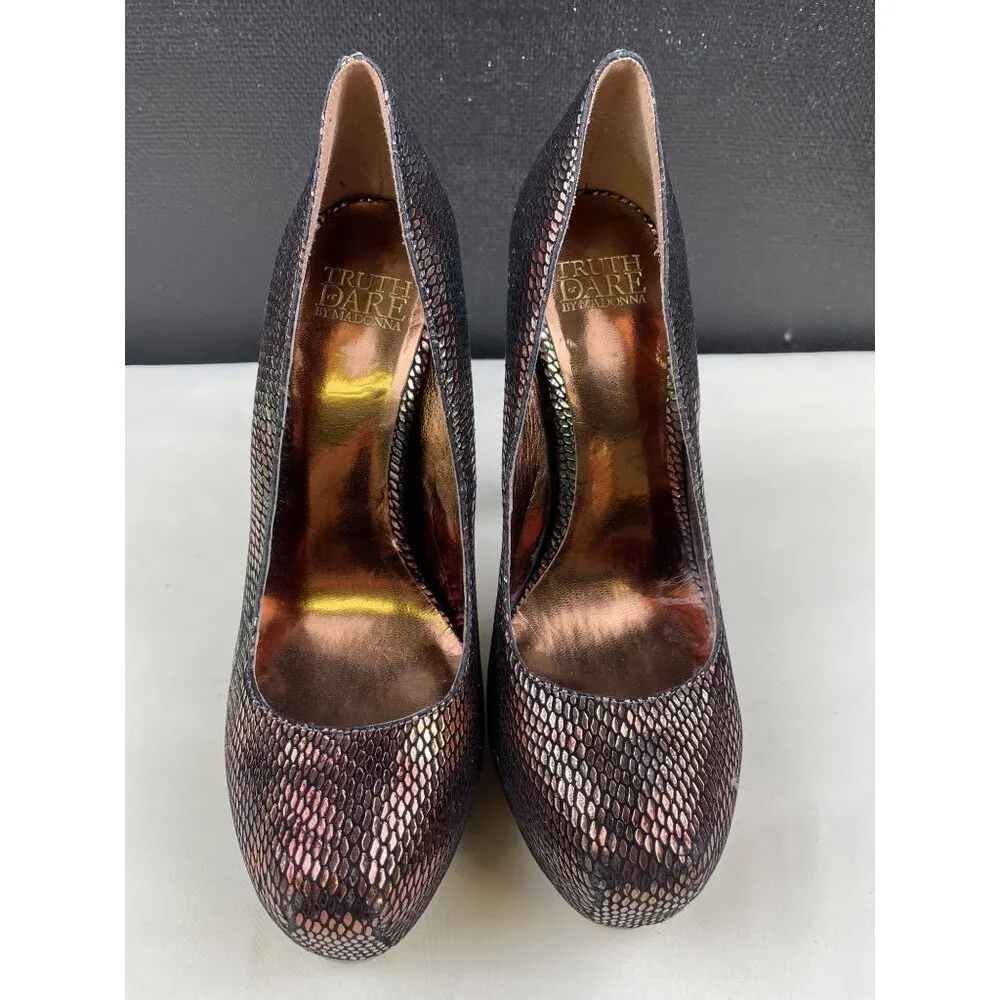 Truth or Dare By Madonna Women's Metallic Shoes/Heels 5.75" SIze 7 SKU 4786 - Image 2