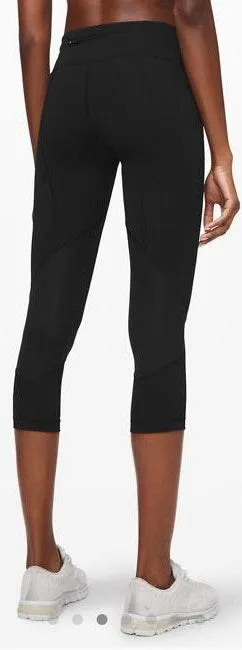 Lululemon Race Rival Crop Leggings - Image 4