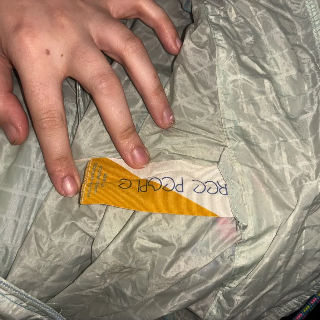 Free people rain jacket size small - Image 3