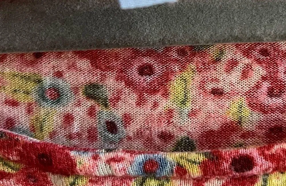 Farm Rio Top Ditsy Floral & Lace Babydoll Tie Waist Tee Sz P (S) GUC w/ Llamas! - Image 5