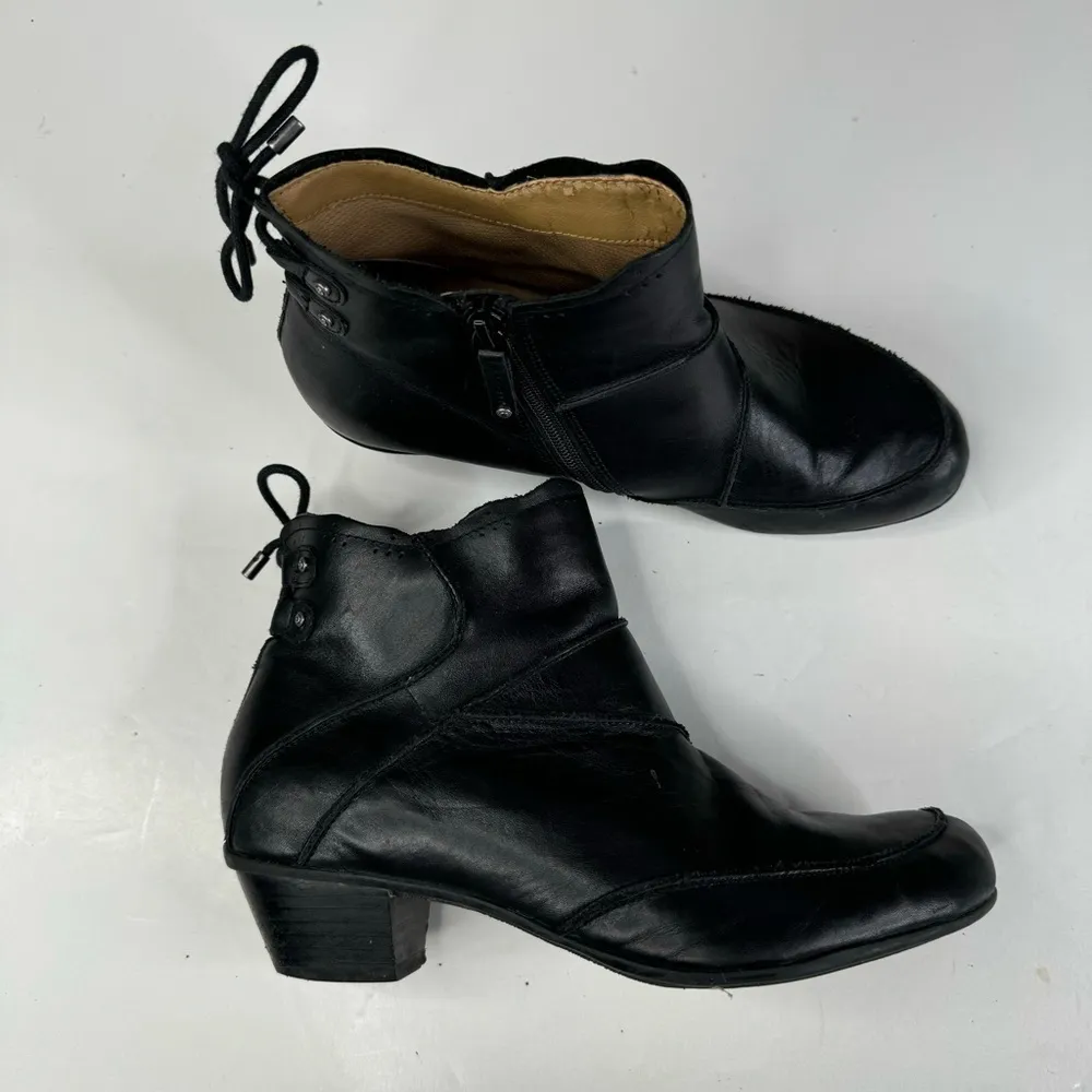 Aetrex Samantha Black Leather Ankle Boot Size 7.5 - Image 3