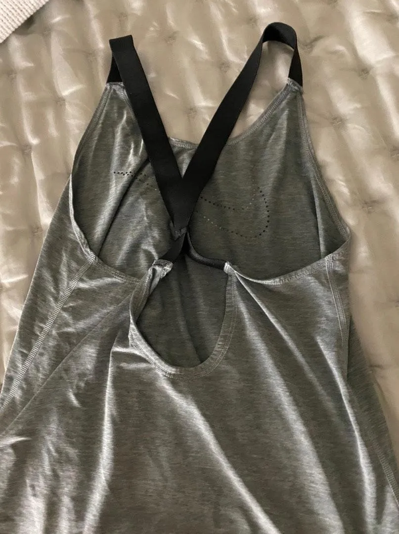 Nike Tank Top - Image 3