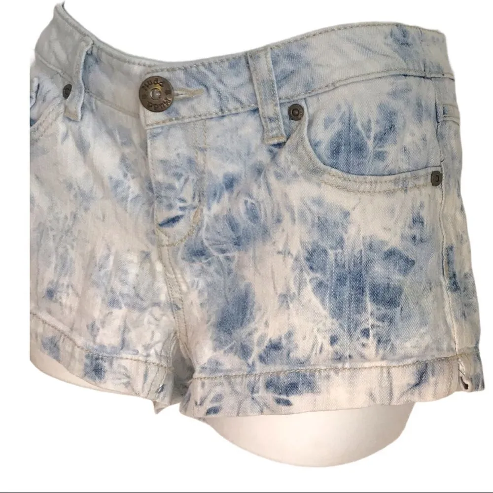 Mudd Distressed Ripped Shortie Jean Shorts Blue 7 - Image 4