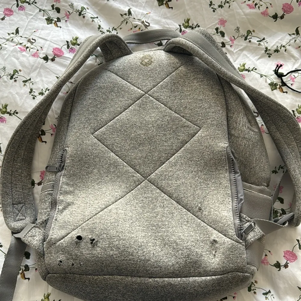 Dagne Dover Heather Grey Neoprene Medium Backpack - Image 3