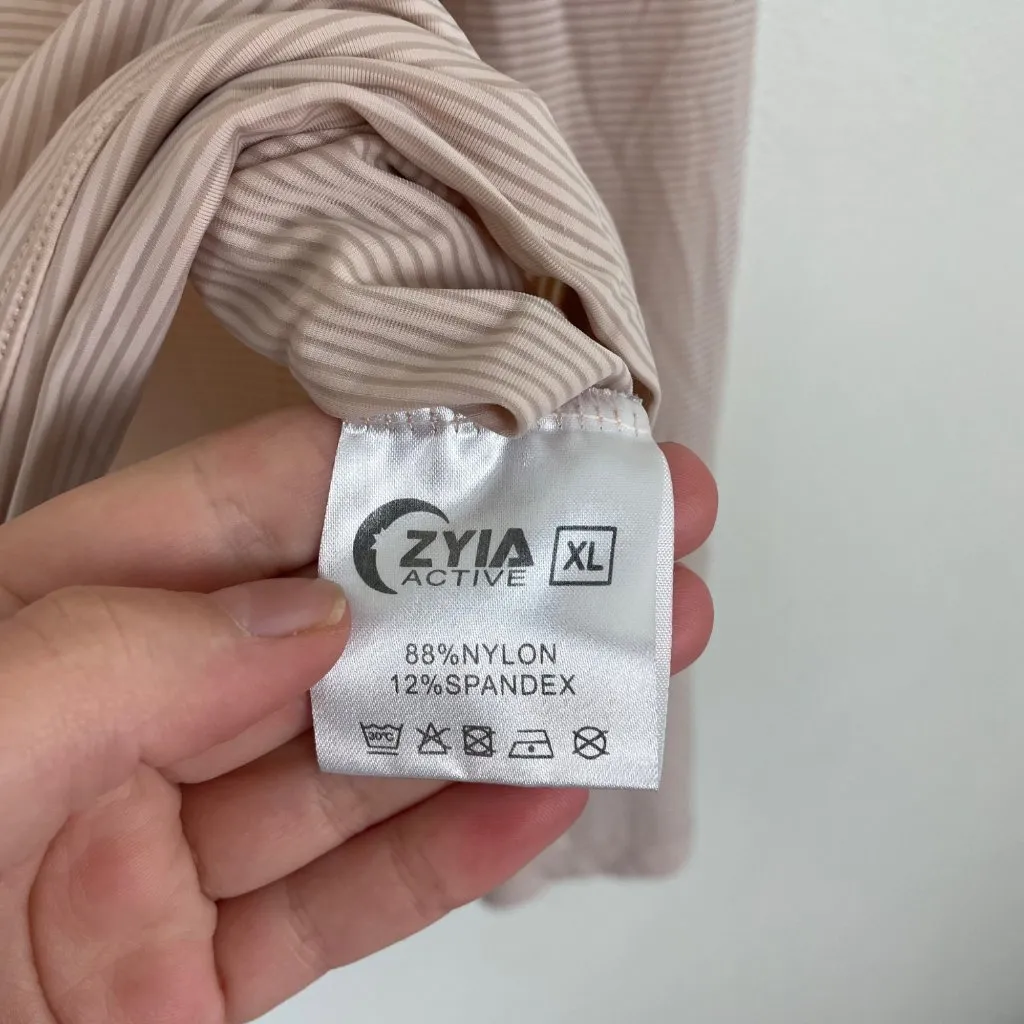 Zyia‎ Woman's XL Light Pink Long Sleeve Striped Open Back Athletic Work Out Top - Image 8