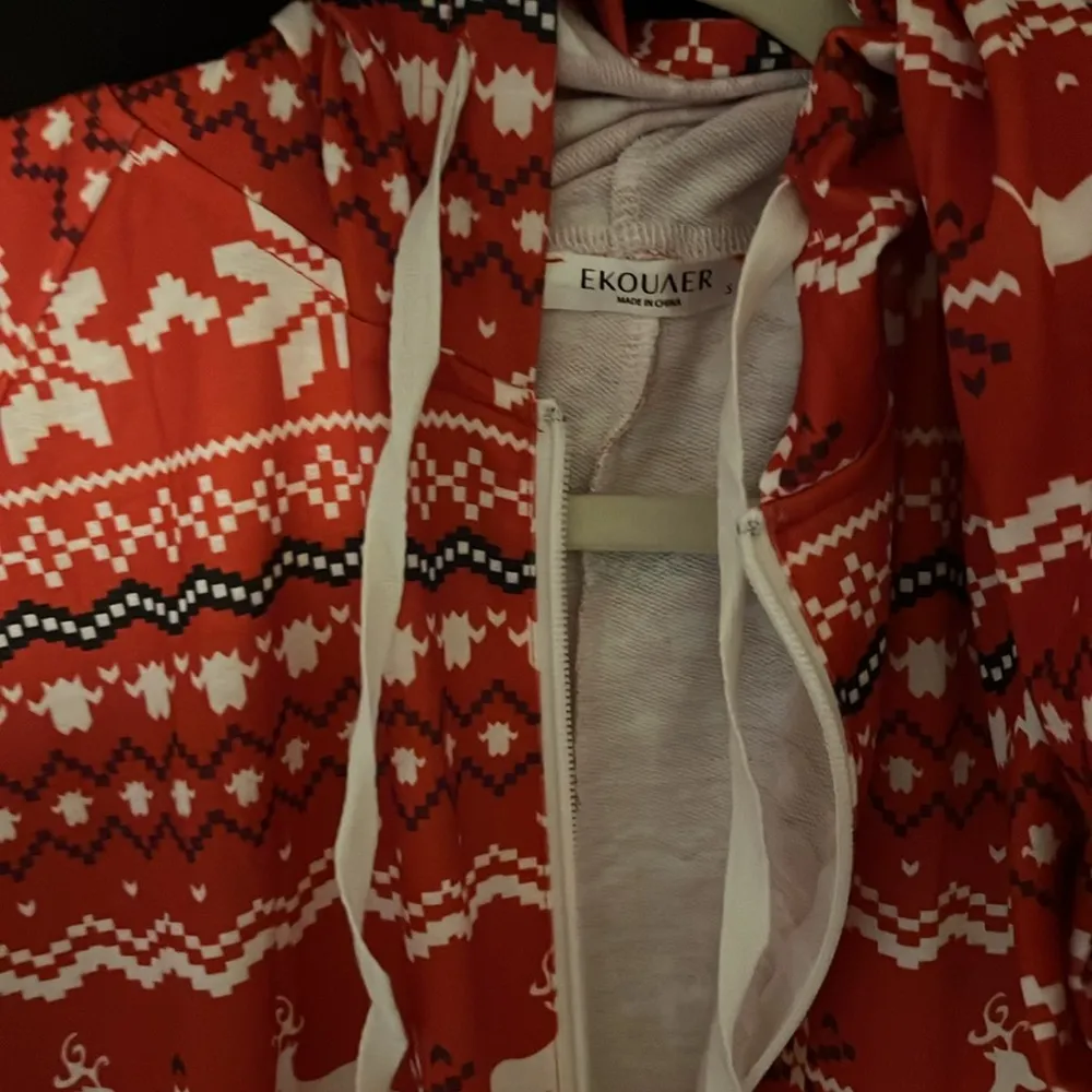 Christmas PJ suit - Image 3