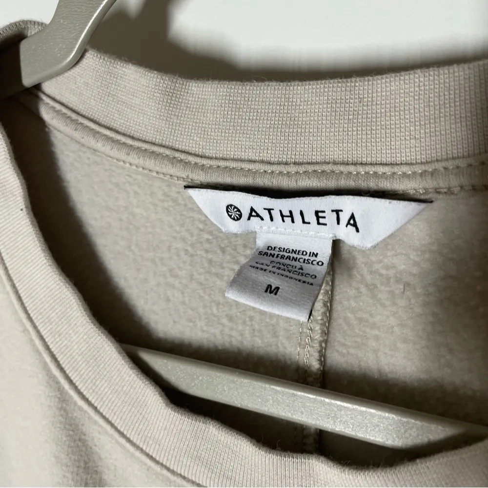 Athleta Retroplush Crewneck Pullover Sweatshirt Abalone Grey Size Medium - Image 7