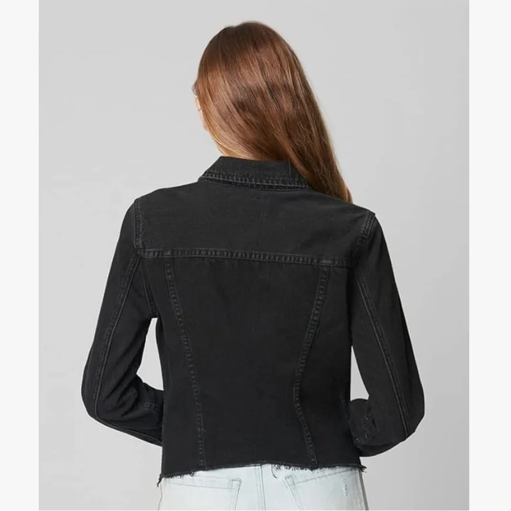 Blank NYC NWT black denim jacket. Size XS - Image 2