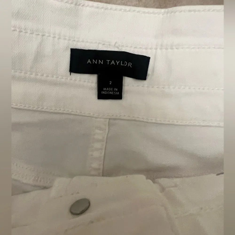 Womens Ann Taylor white denim skirt - Image 2