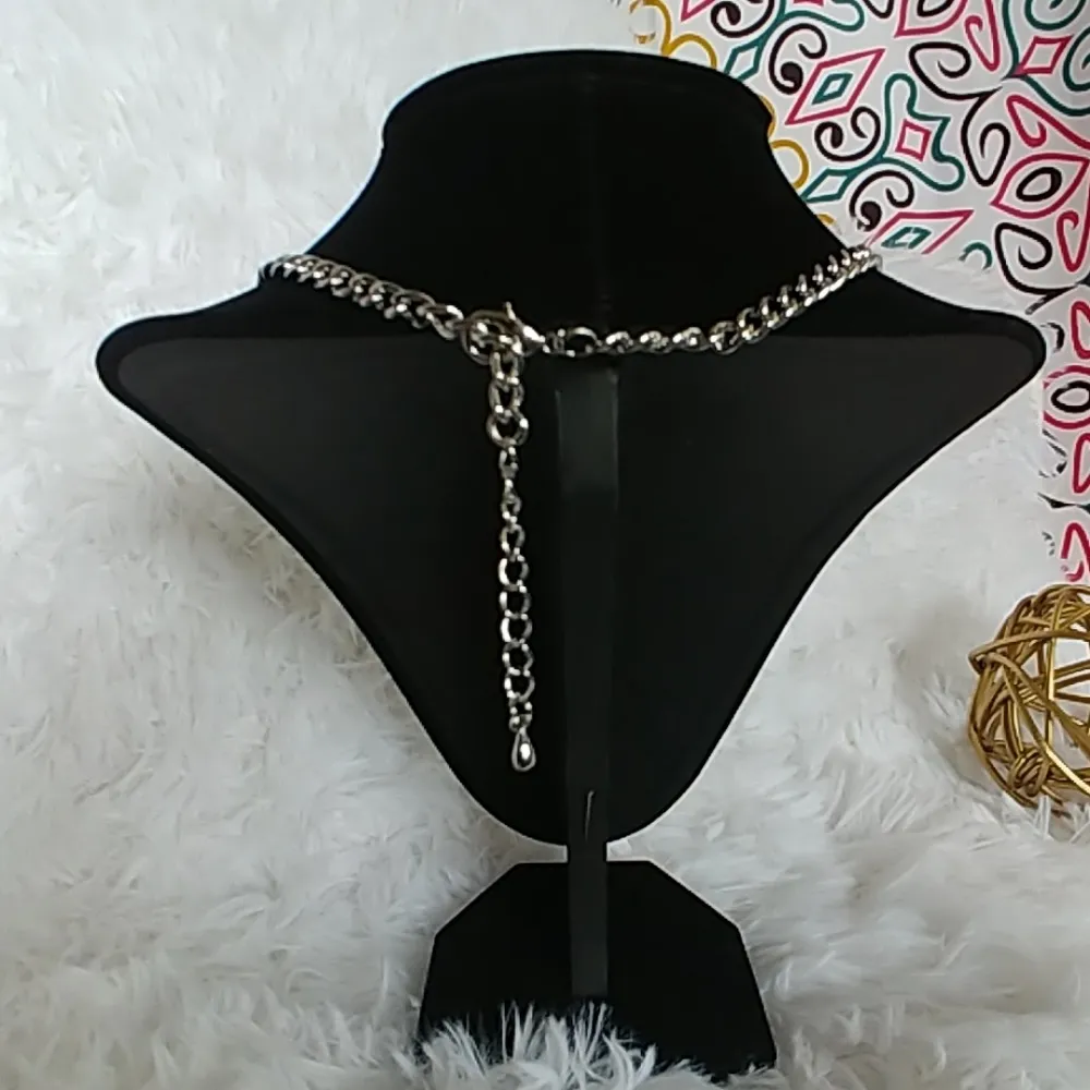 Silver Cobalt Blue Crystal Necklace Earrings Set - Image 4