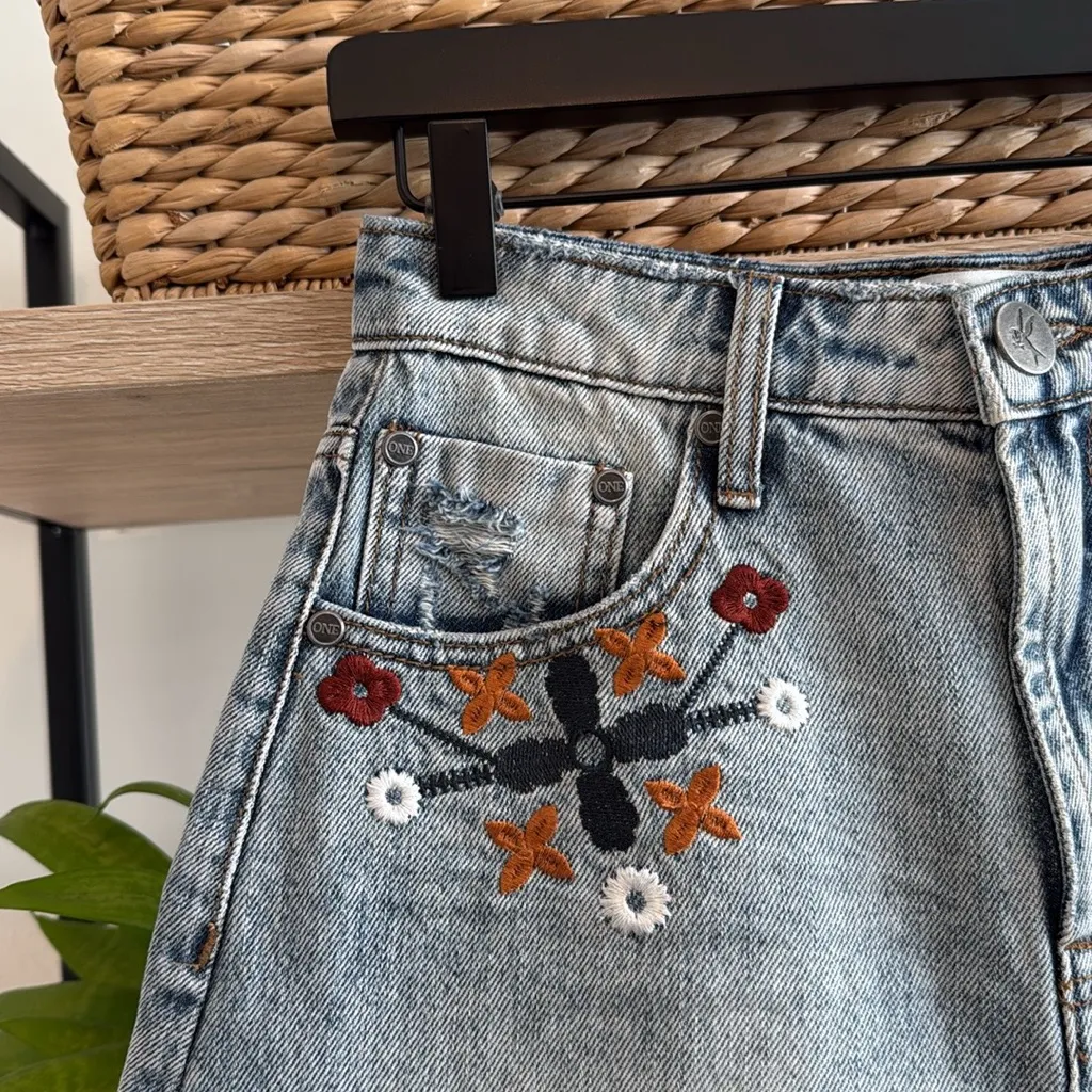 NWT One Teaspoon Bandits Floral Embroidered High Waist Light Denim Jean Short 27 - Image 3