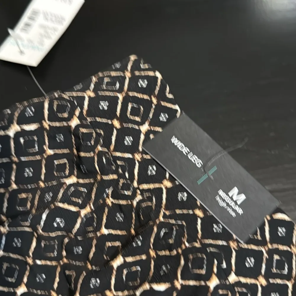 Maurices Black and Tan Patterned Pants NWT - Image 6