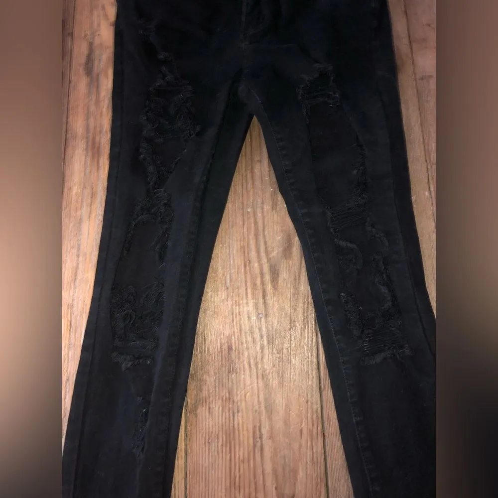 Shein black distressed skinny jeans size small  fits like a 4 - Image 2