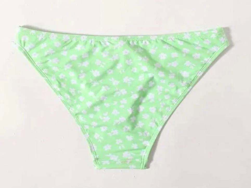NEW! So Cute Green Floral Print Swimsuit Bikini Bottoms Sz M - Image 2