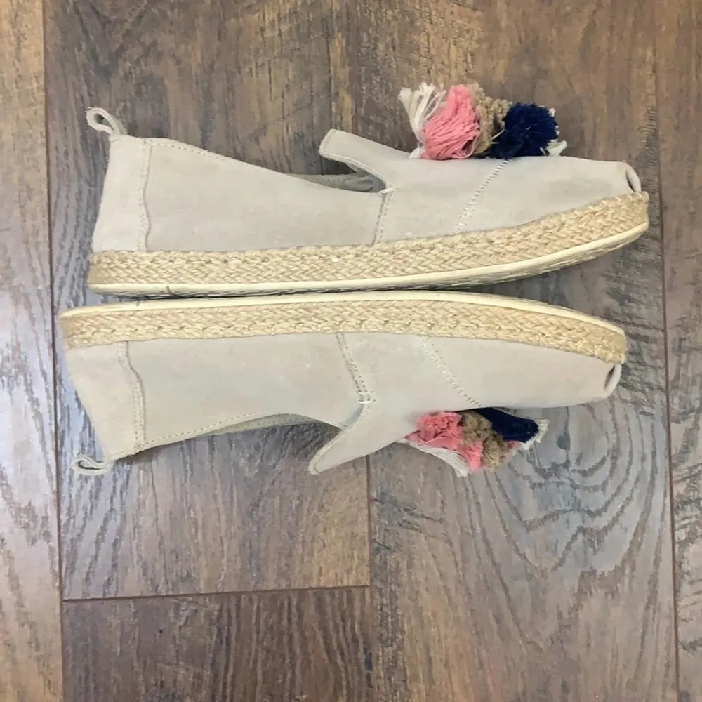 TOMS Oxford Tan Suede Tassel Deconstructed Alpargatas Espadrilles  Slip-on Shoes - Image 5