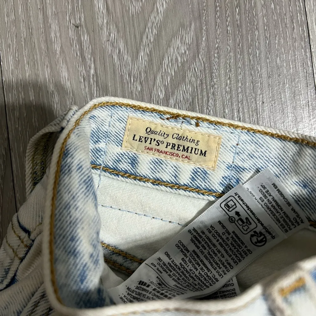 Levi’s Premium 501 High Rise Cutoff Denim Shorts | Acid Wash Frayed Hem - Image 4