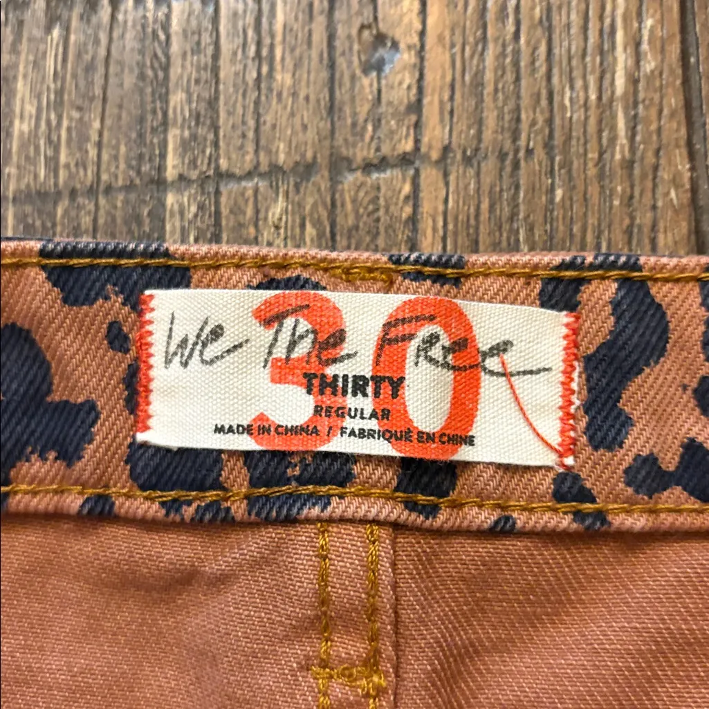 Free People We the Free Zip It Up Leopard Denim Mini Skirt 30 NWT - Image 4