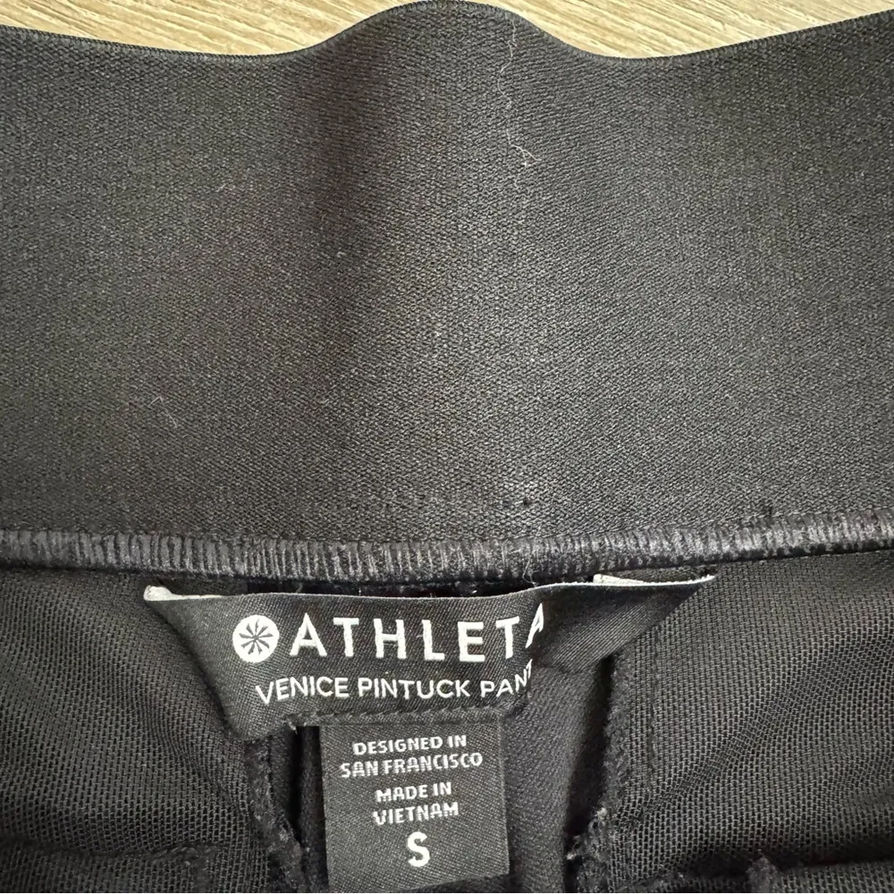 Athleta Black Venice Pintuck Pant - Image 6
