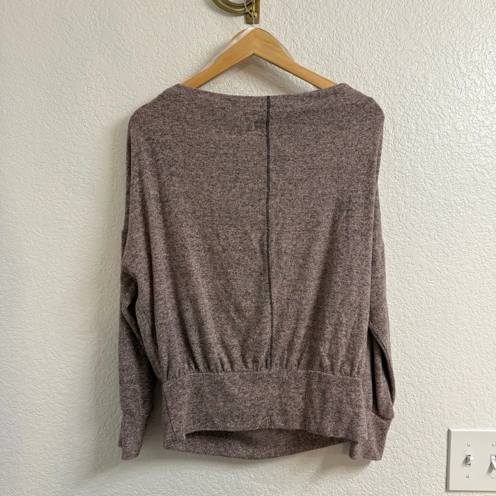 Lovers + Friends Estee Sweater Size Small - Image 2