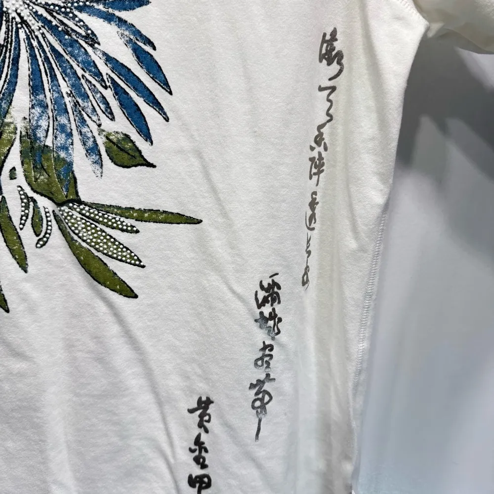 Chico’s Zenergy White Tee Blue & Olive Green Floral Metal Studs Asian Symbols - Image 3