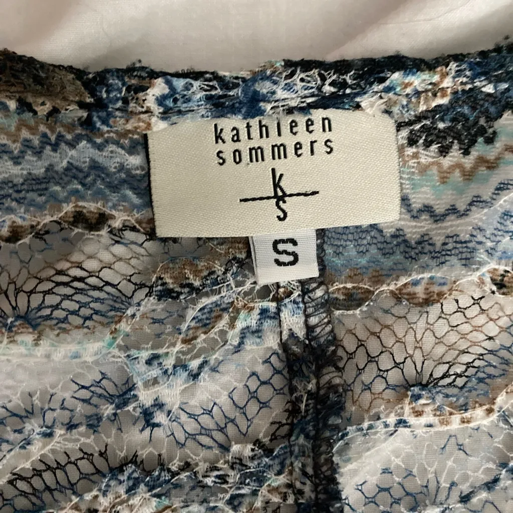 Vintage Kathleen Sommers Sheer Chevron Print Tunic Top Size Small Blue Gray - Image 4