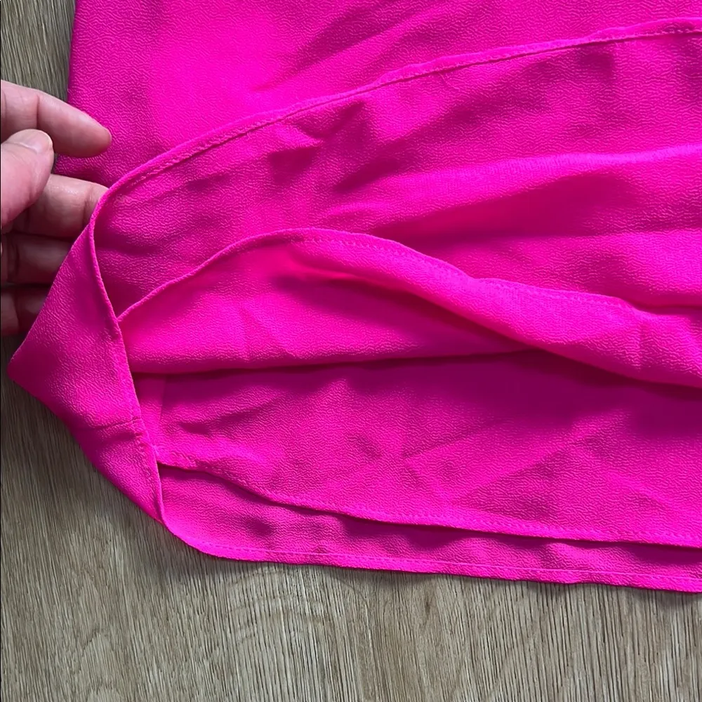 Naked Zebra Women's Fuscia Spaghetti Strap Tank Top Size Large - Image 6