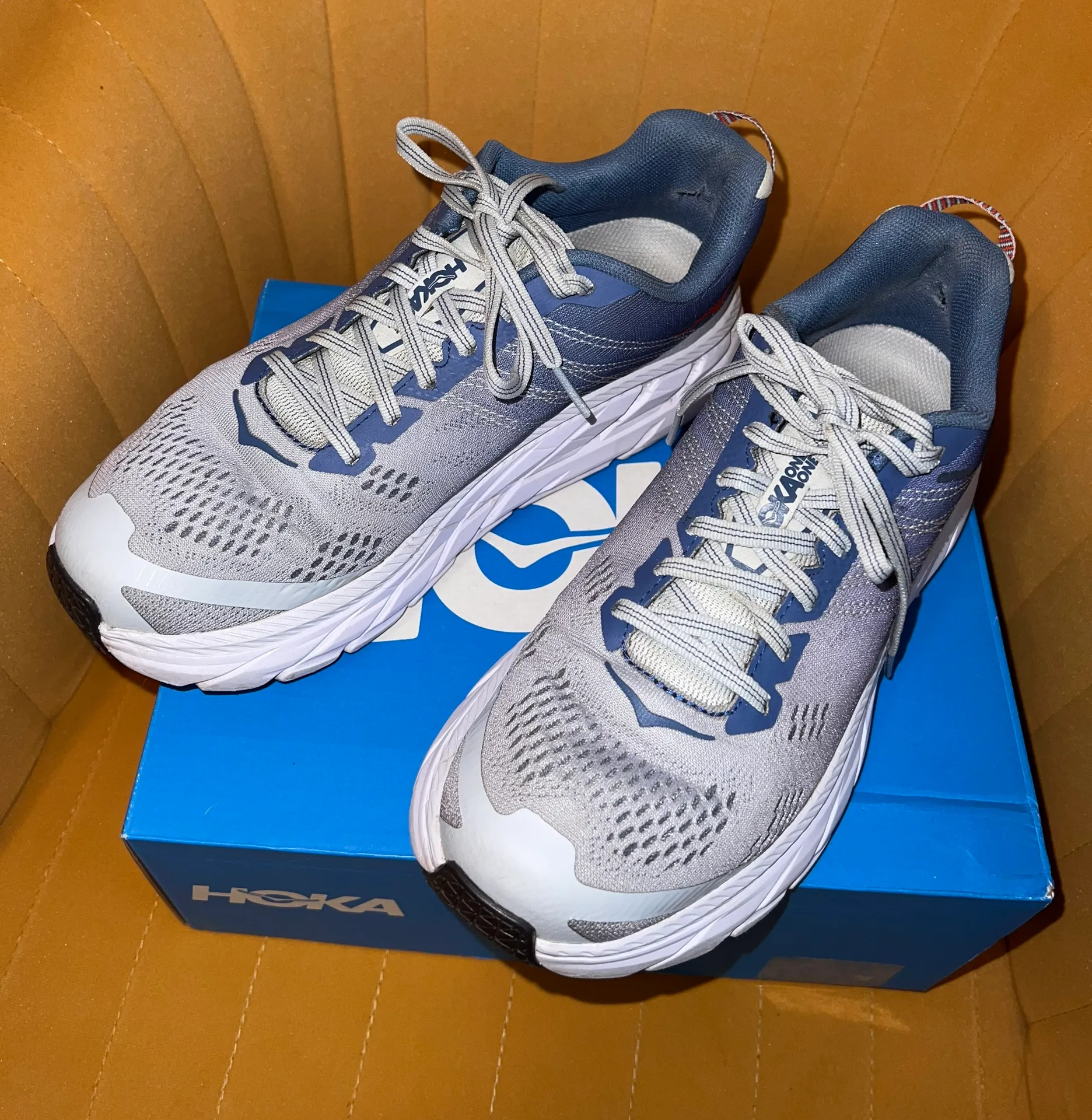 Running Shoes - Image 3