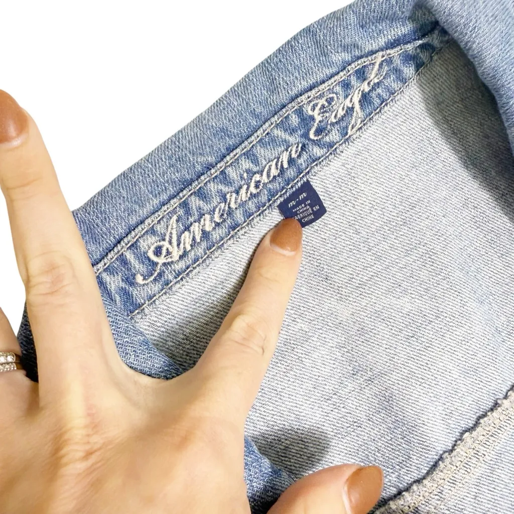 American‎ Eagle Cropped Denim Jacket size M - Image 3