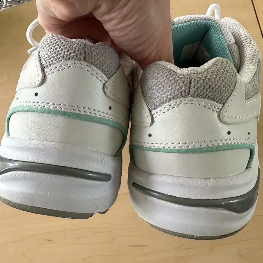 Vionic  Women’s Walker Shoes - Image 7