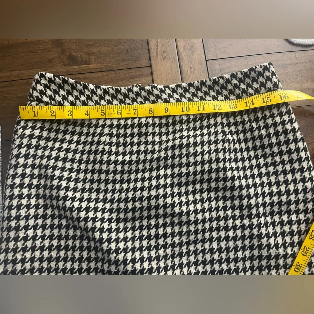 Chadwick’s size 10 houndstooth wool skirt​ - Image 7