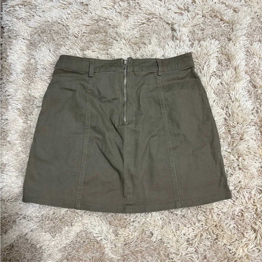 Forever 21 Green Tie Front Mini Skirt - Image 2