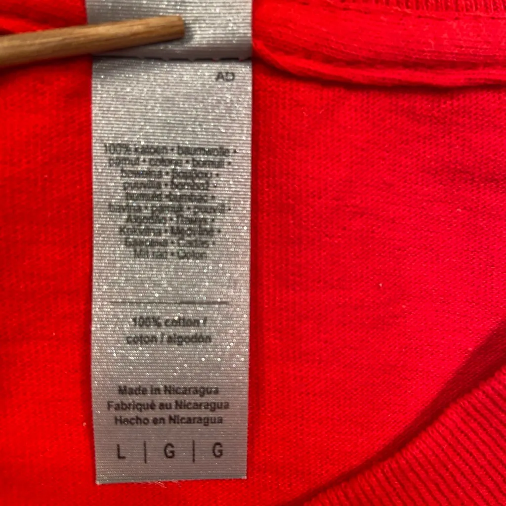 Gildan Red Tee Shirt, Crew neck, Heavy Cotton, short sleeve, size Large,‎ unisex - Image 6