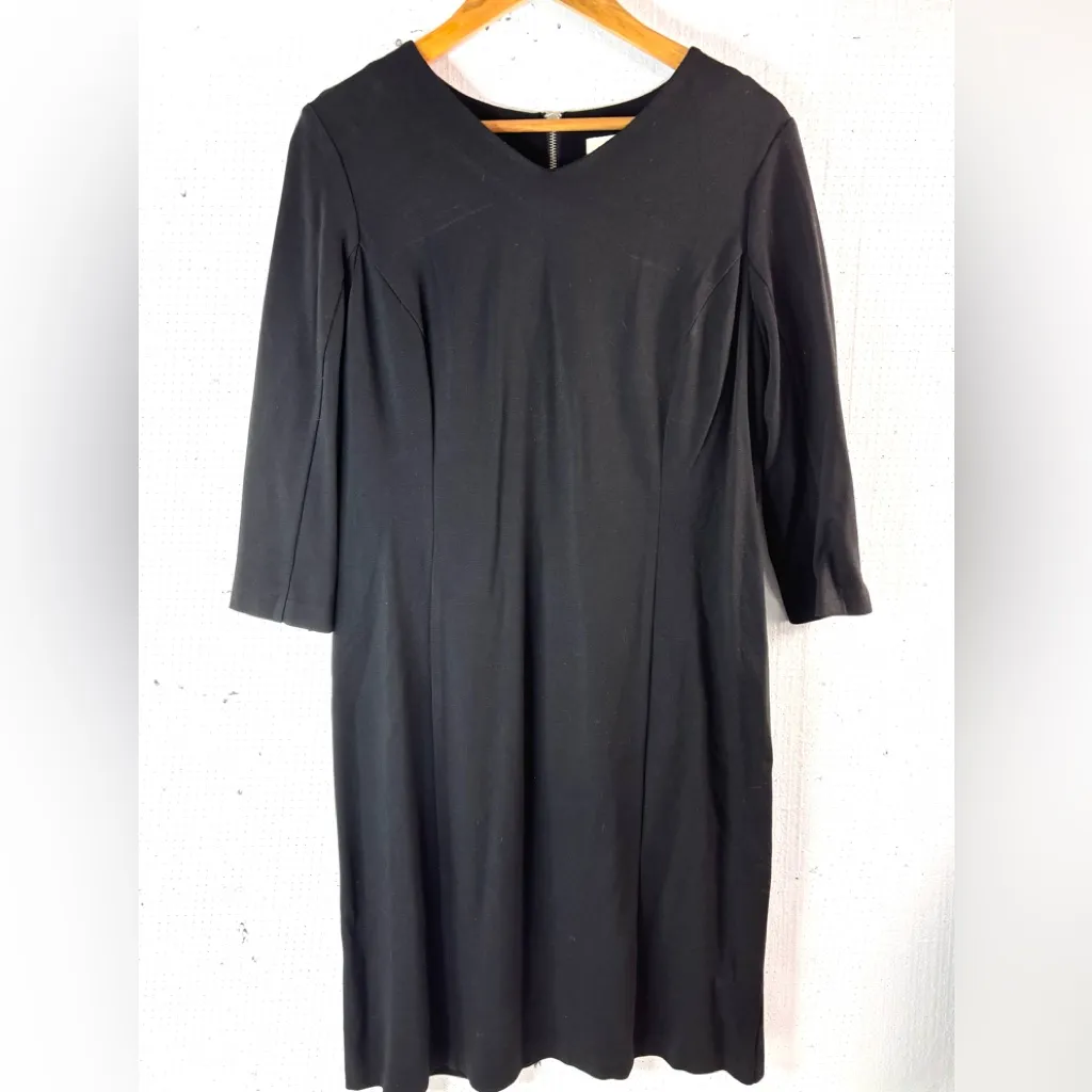 Chico's So Slimming 1 M Classic Minimalist Dress in Black - Funeral - Image 9
