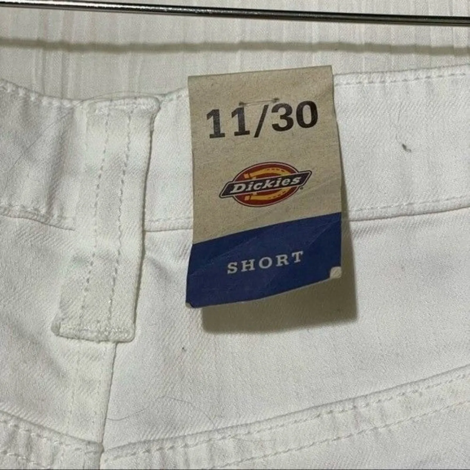 Dickies Shorts Junior Size 11/30 NWT Denim White High Rise Distressed Raw Hem - Image 8