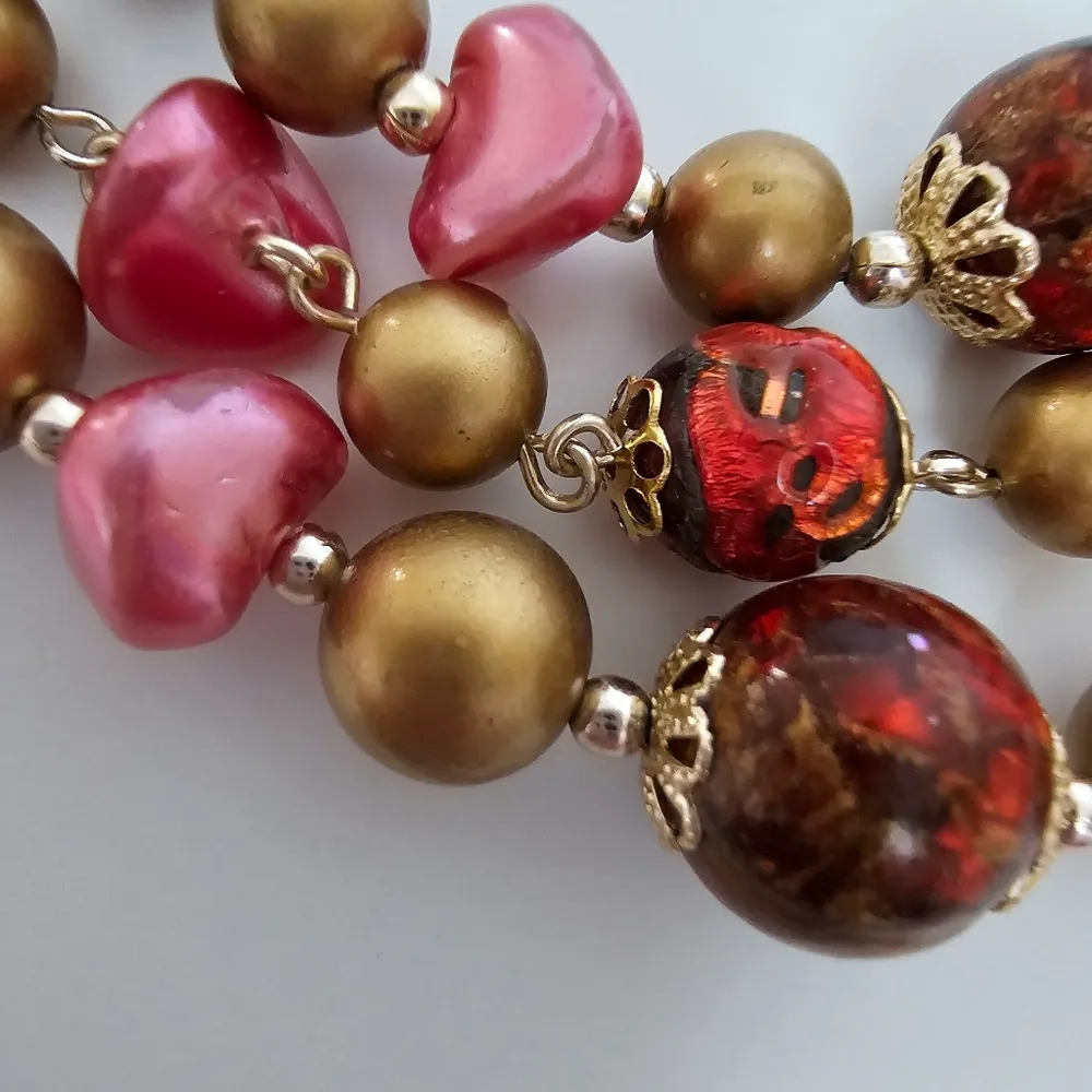 Vintage Pearl Bronze Iridescent Art Glass Bead Triple Strand Burgundy Necklace Red - Image 5