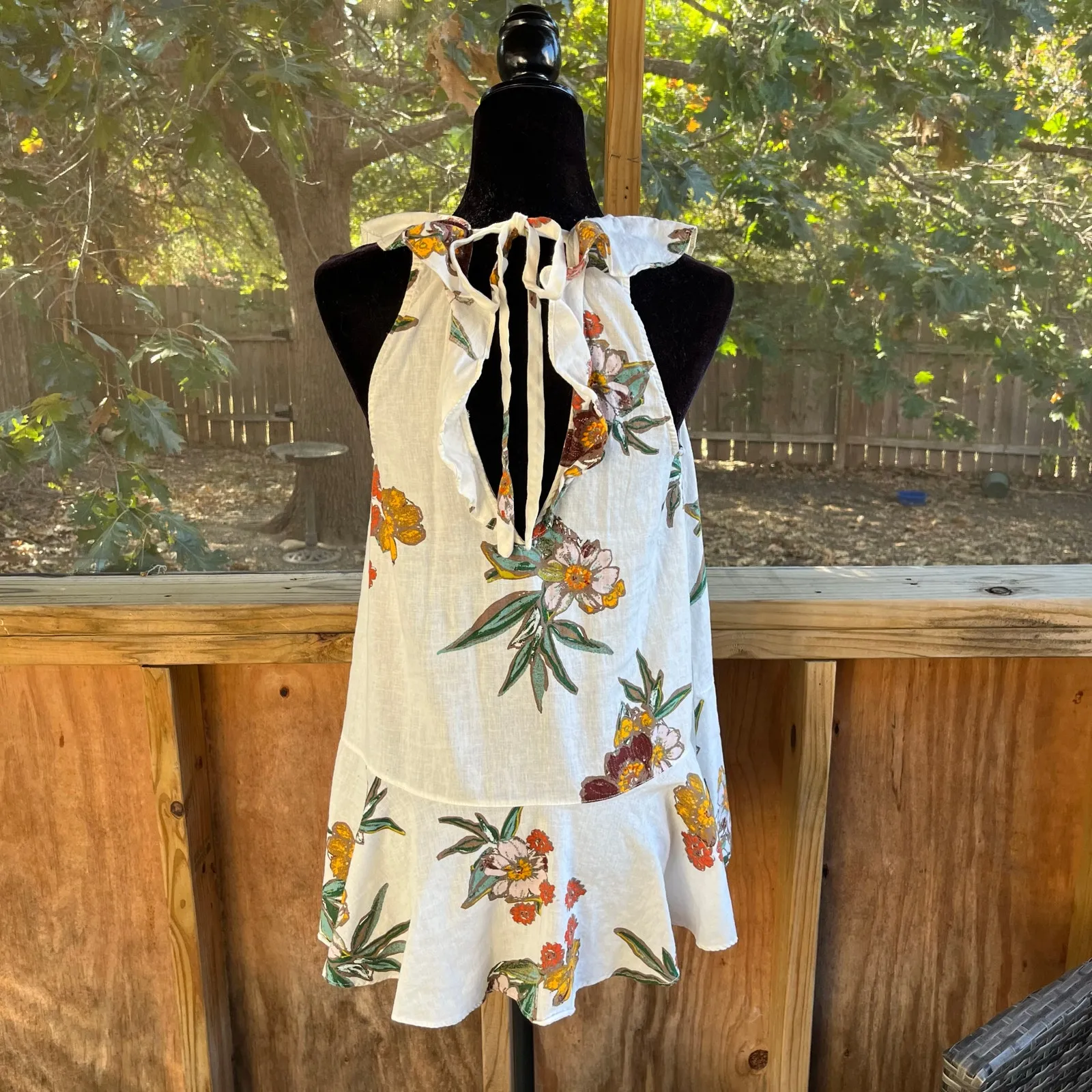 Free People Summer In Tulum Tunic Top White Floral Linen Blend Size XS - Image 4