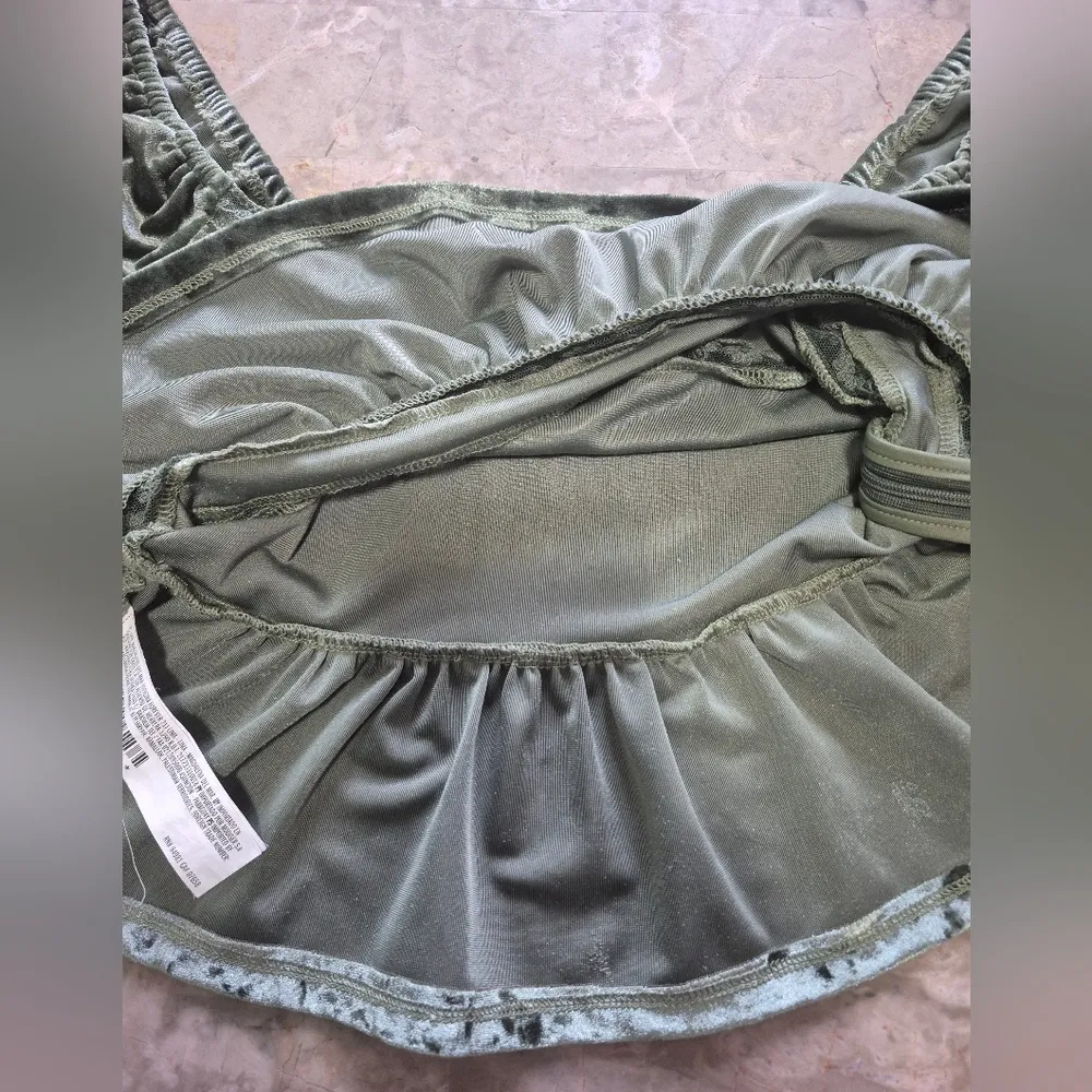 Forever 21 Babydoll Y2K edgy romantic girly core coquette Crush Velvet Top Small - Image 7