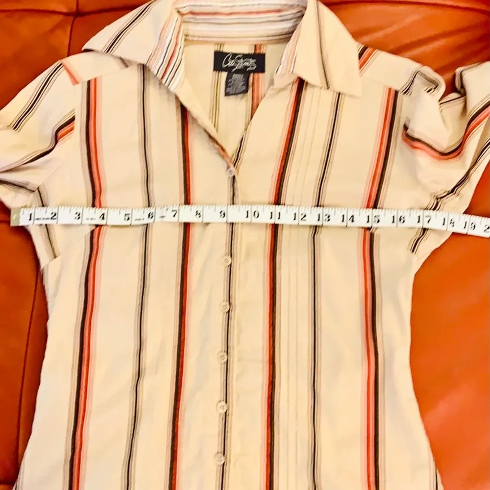 City Streets striped button down cotton shirt. EUC - Image 9