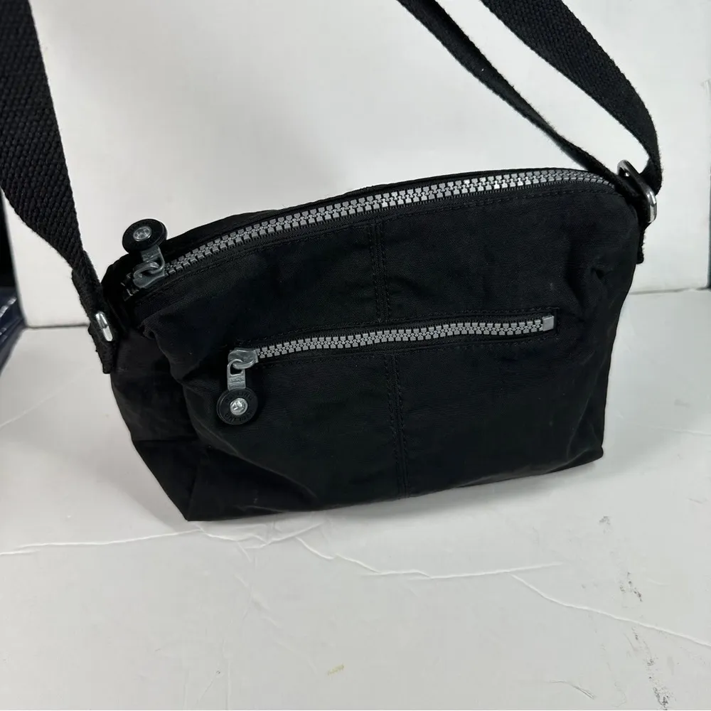 KIPLING Black Crossbody Nylon Purse Bag Tote Travel Medium - Image 4
