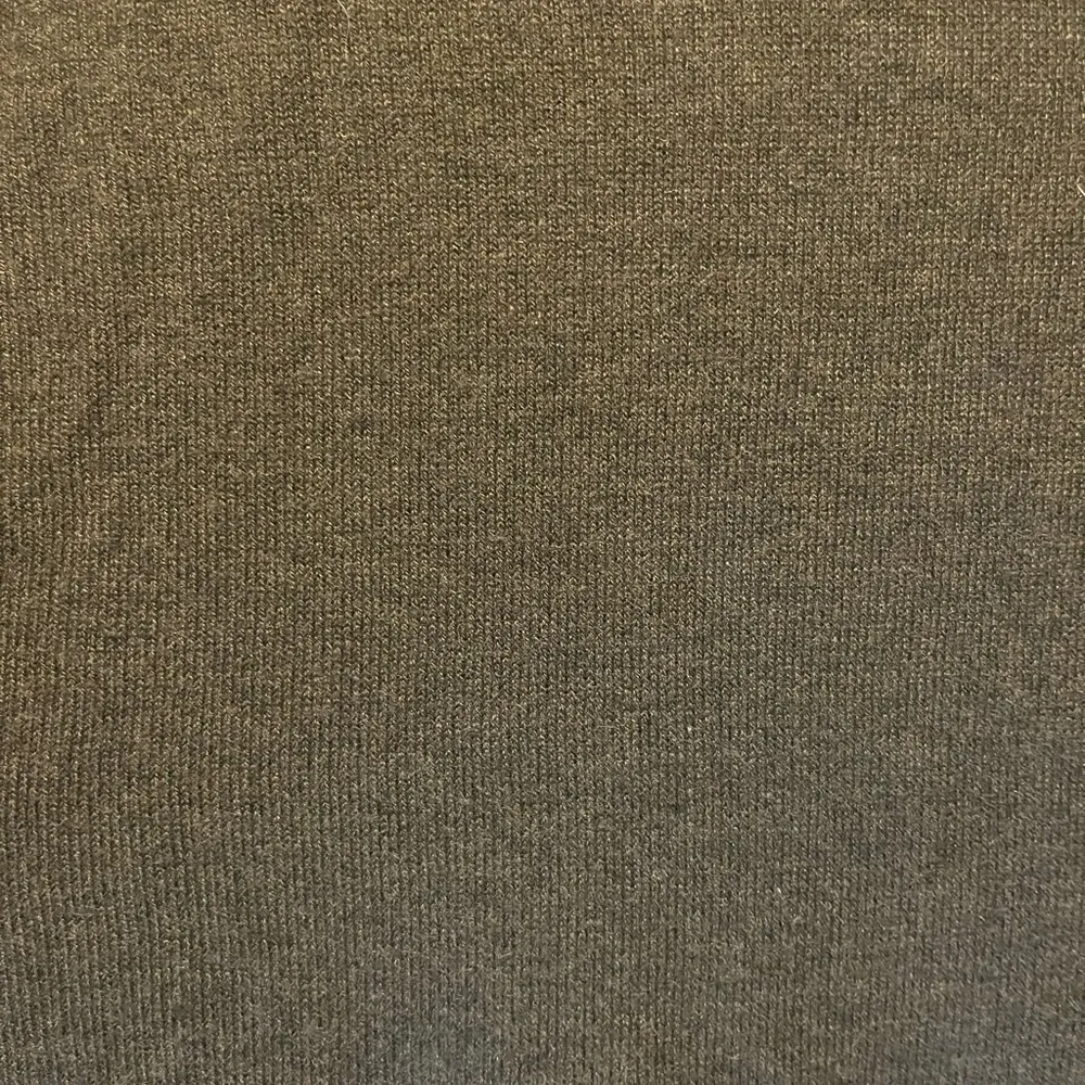 Loft Women's sweater Long Sleeves Olive Green 2 Buttons on shoulder crewneck M - Image 2